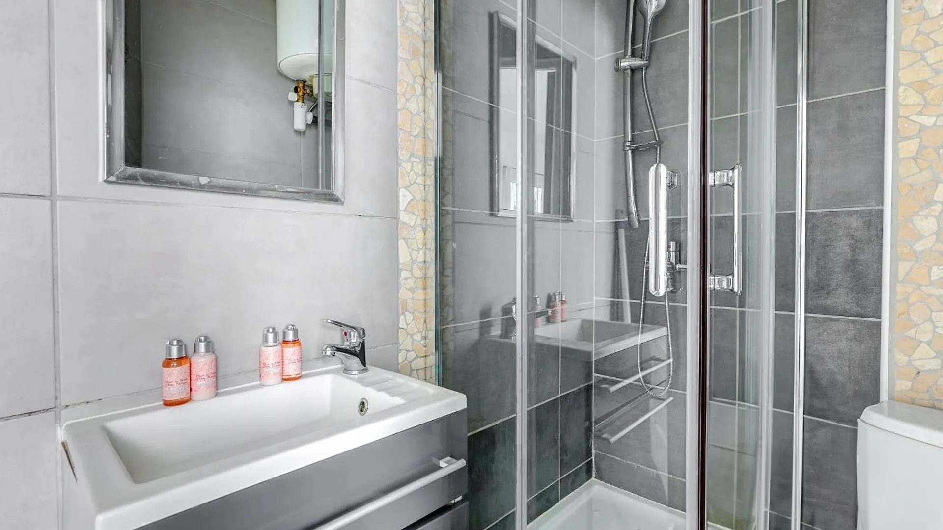 Apartment 103 - Tour Eiffel - Cosy Studio Cocon Pour 2 Paris France